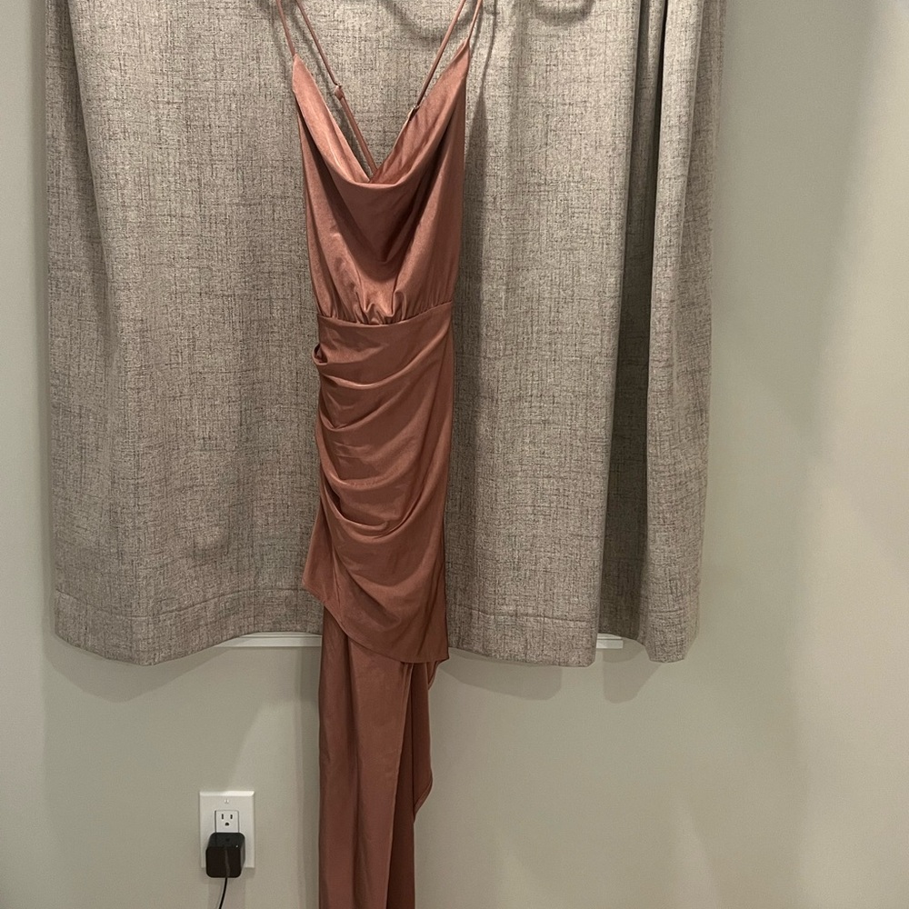 Lulu's Backless Satin Dress in Rose